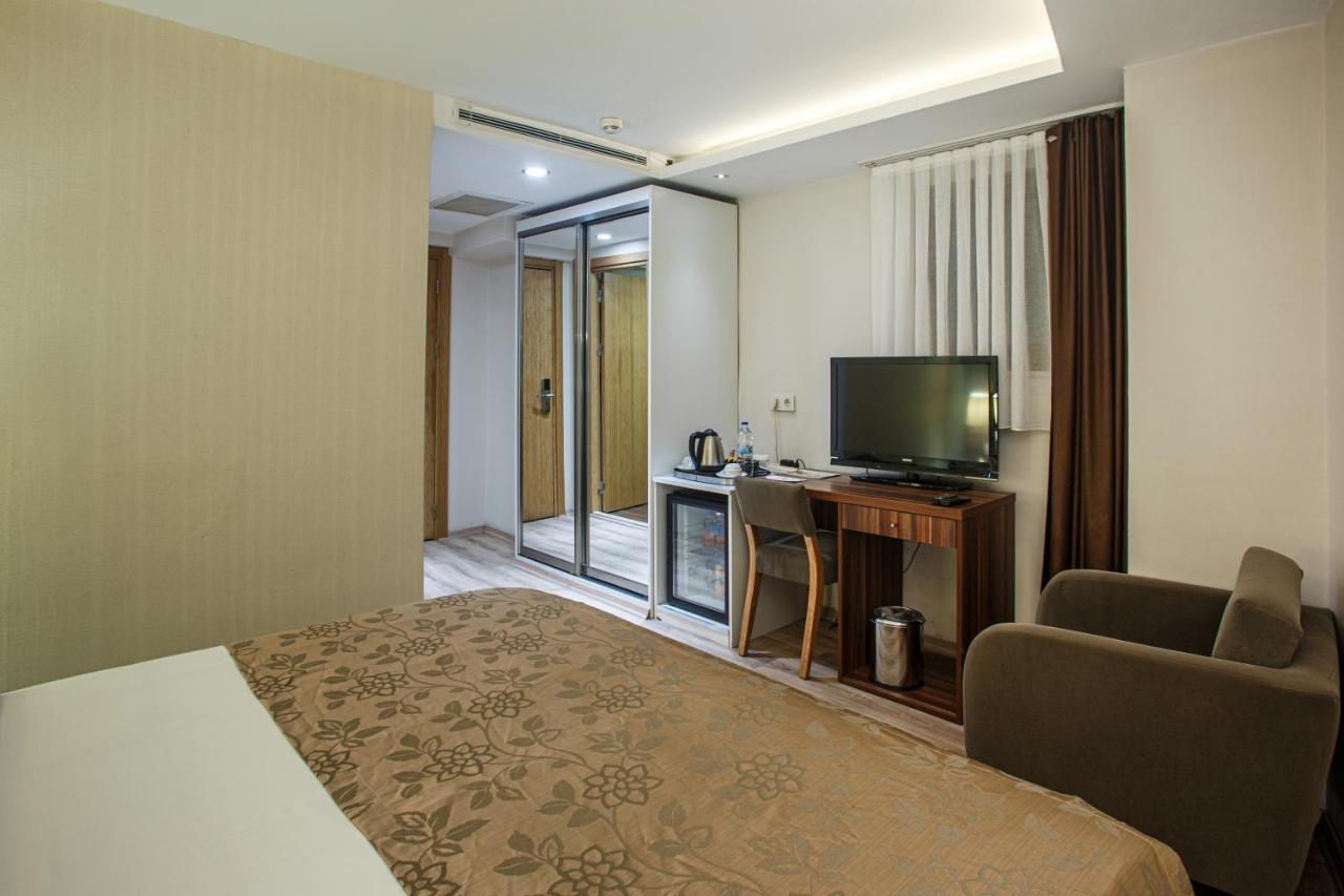 P Galata Hotel - Special Category Istanbul Exteriör bild