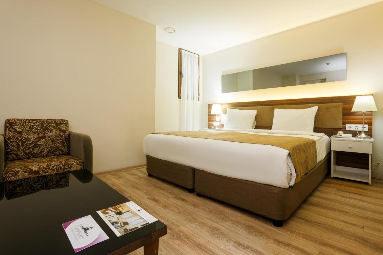P Galata Hotel - Special Category Istanbul Exteriör bild