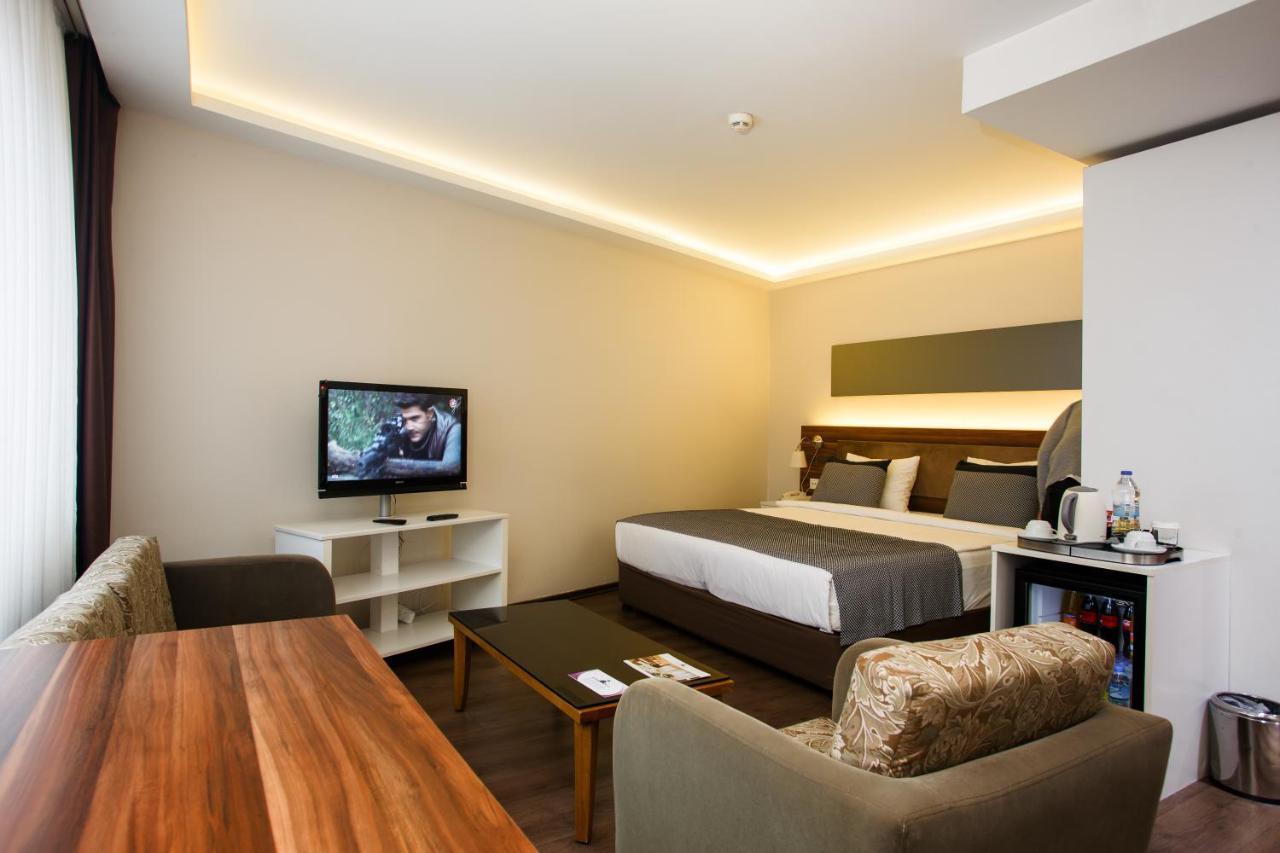 P Galata Hotel - Special Category Istanbul Exteriör bild