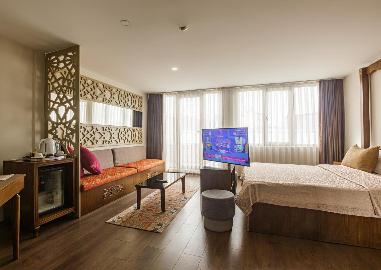 P Galata Hotel - Special Category Istanbul Exteriör bild